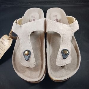 Guoluofei Tan Leather Big kid Sandal Size 36 US size 3